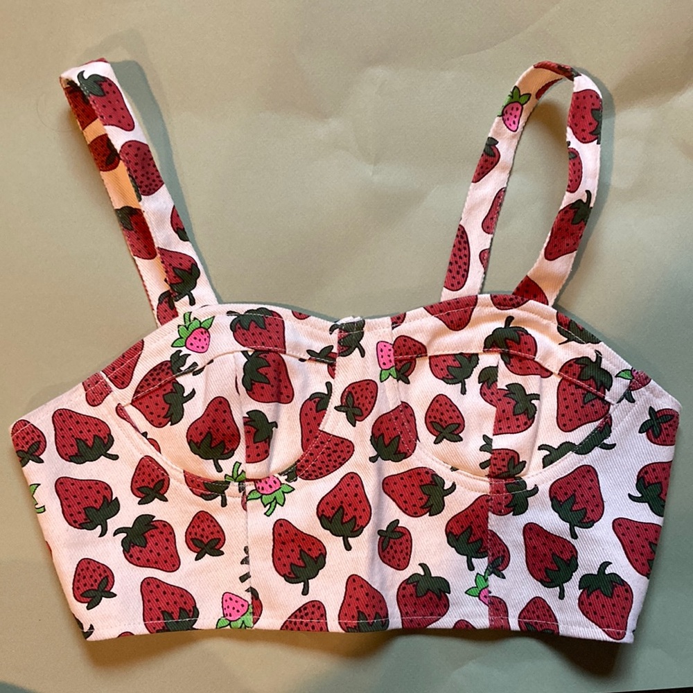 Cute Cider strawberry size small corset top - Picture 1 of 4